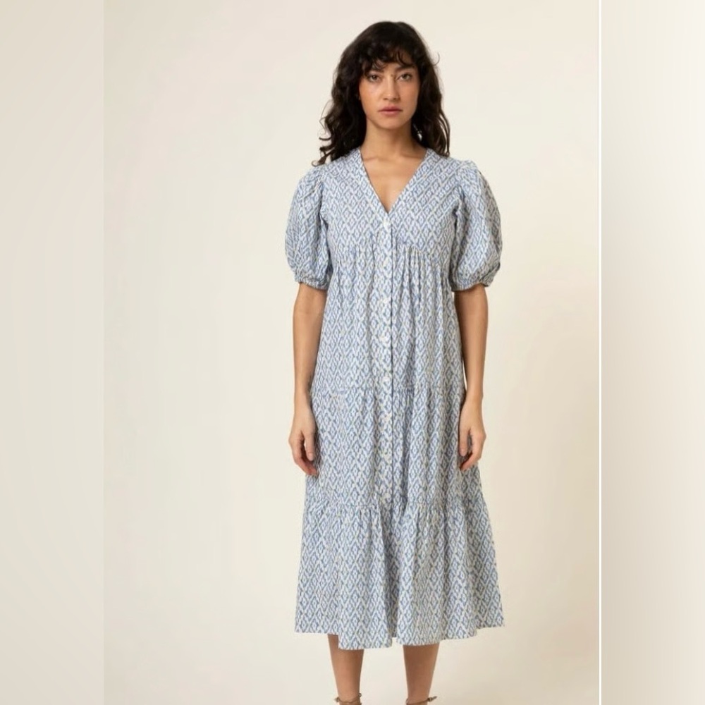 FRNCH Paris- Contemporary. Chic. Parisian. Short Sleeve Midi Dress, Size XS